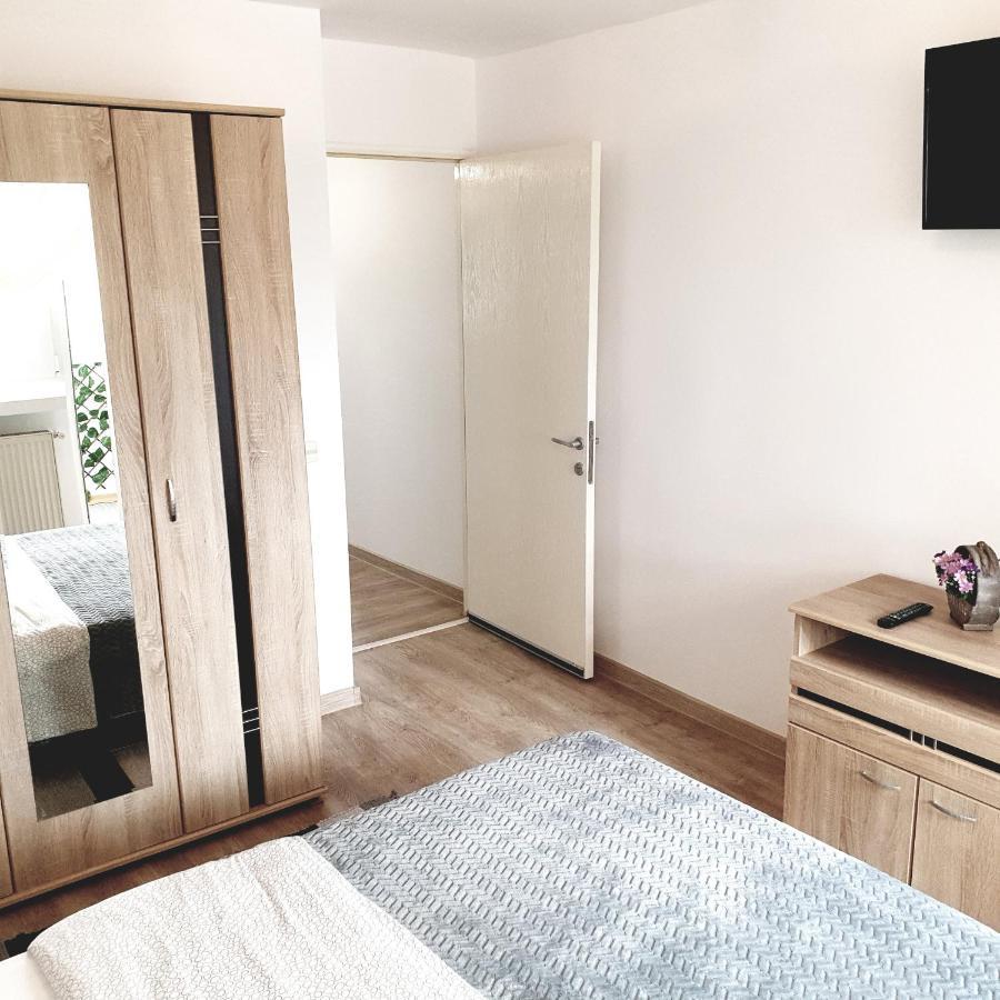 Apartament Carolina Parc Alba Iulia Ngoại thất bức ảnh