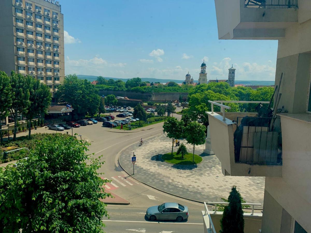 Apartament Carolina Parc Alba Iulia Ngoại thất bức ảnh
