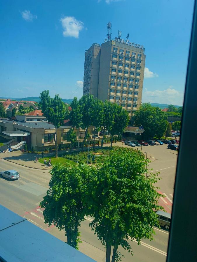 Apartament Carolina Parc Alba Iulia Ngoại thất bức ảnh